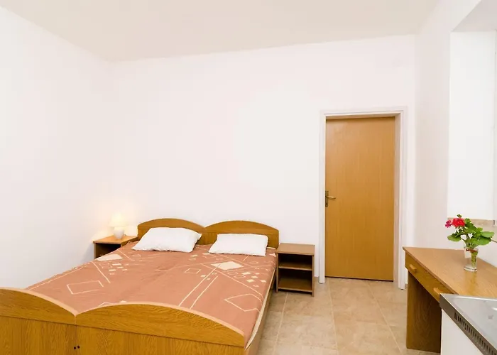 Appartamento With Balcony And Sea View Pomena